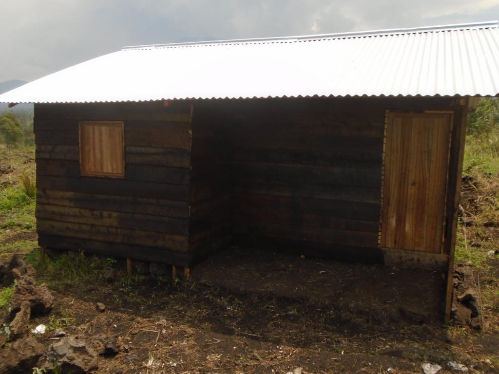 Construction des abris en faveur de personnes en détresse au Nord Kivu (3)